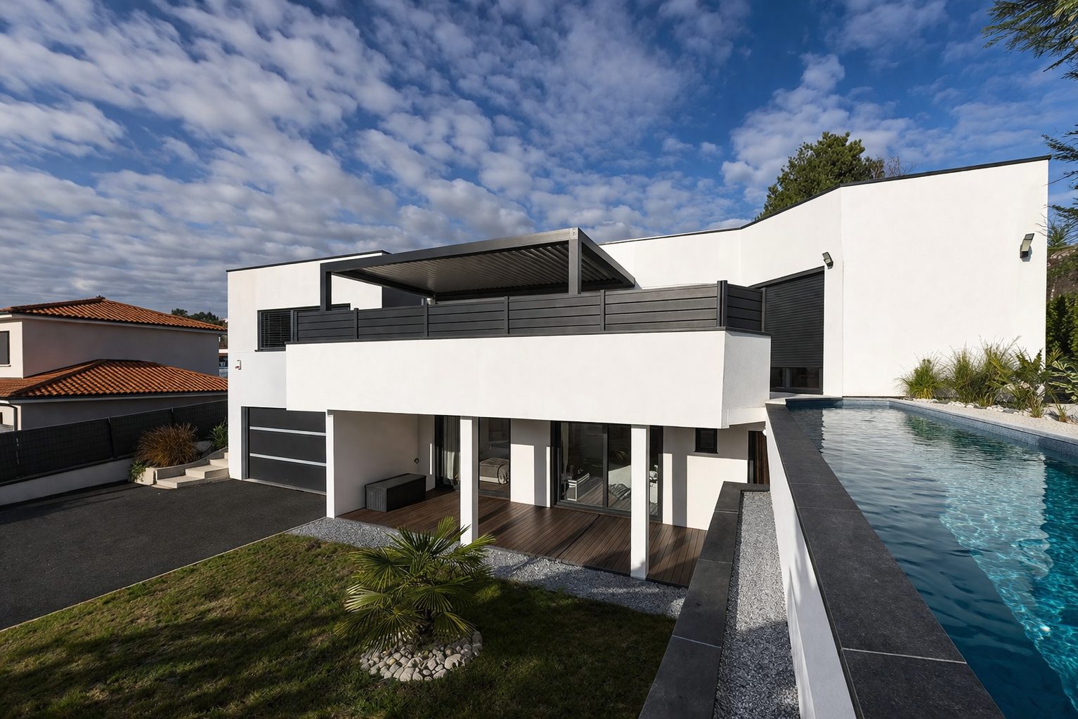 Villa — Veyre-Monton