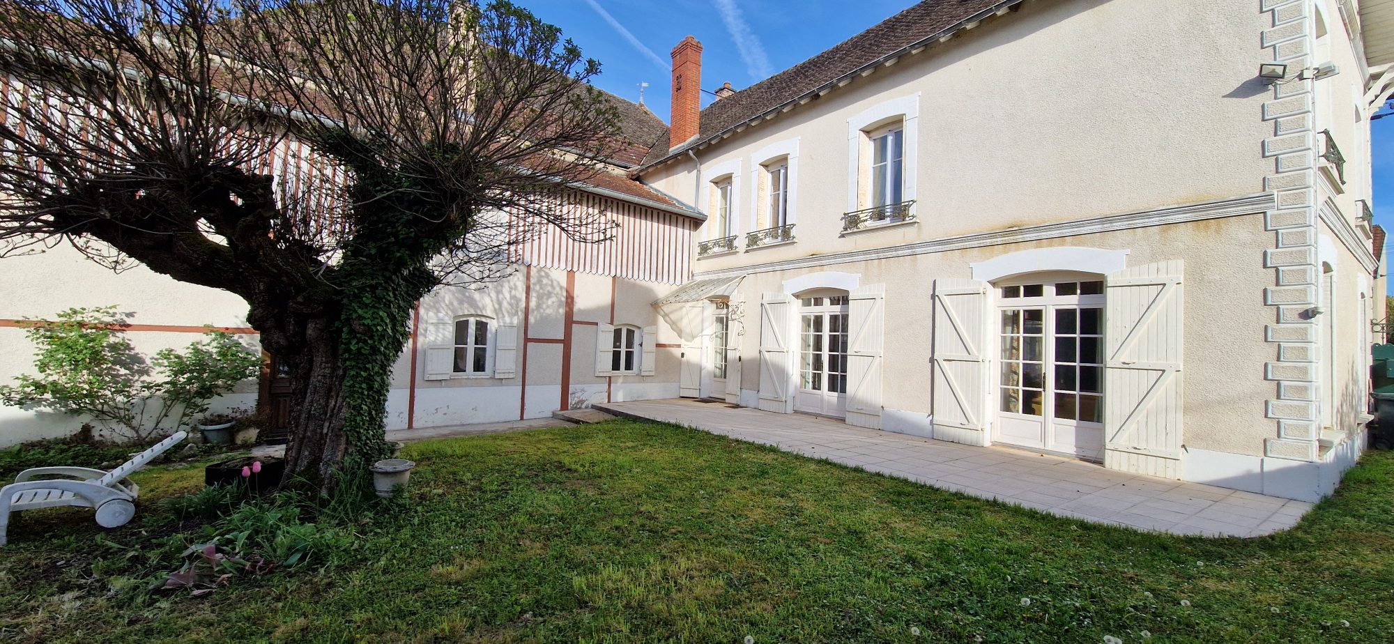 Maison ancienne Bourgogne — Rully